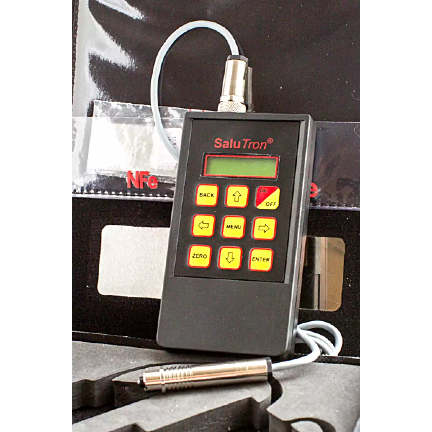 Толщиномер покрытий Salutron D1 - 2