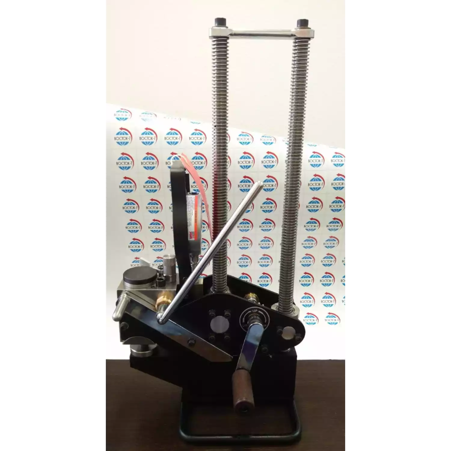 Твердомер металлов переносной гидравлический по Бринеллю King Portable Brinell Tester - 2