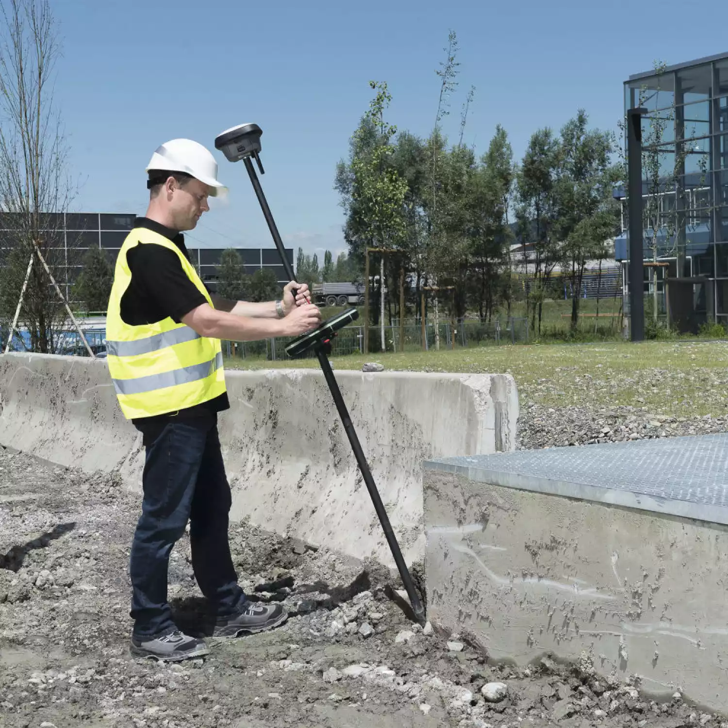 Комплект GNSS-приемника RTK база Leica GS18 (GSM и радио) - 8