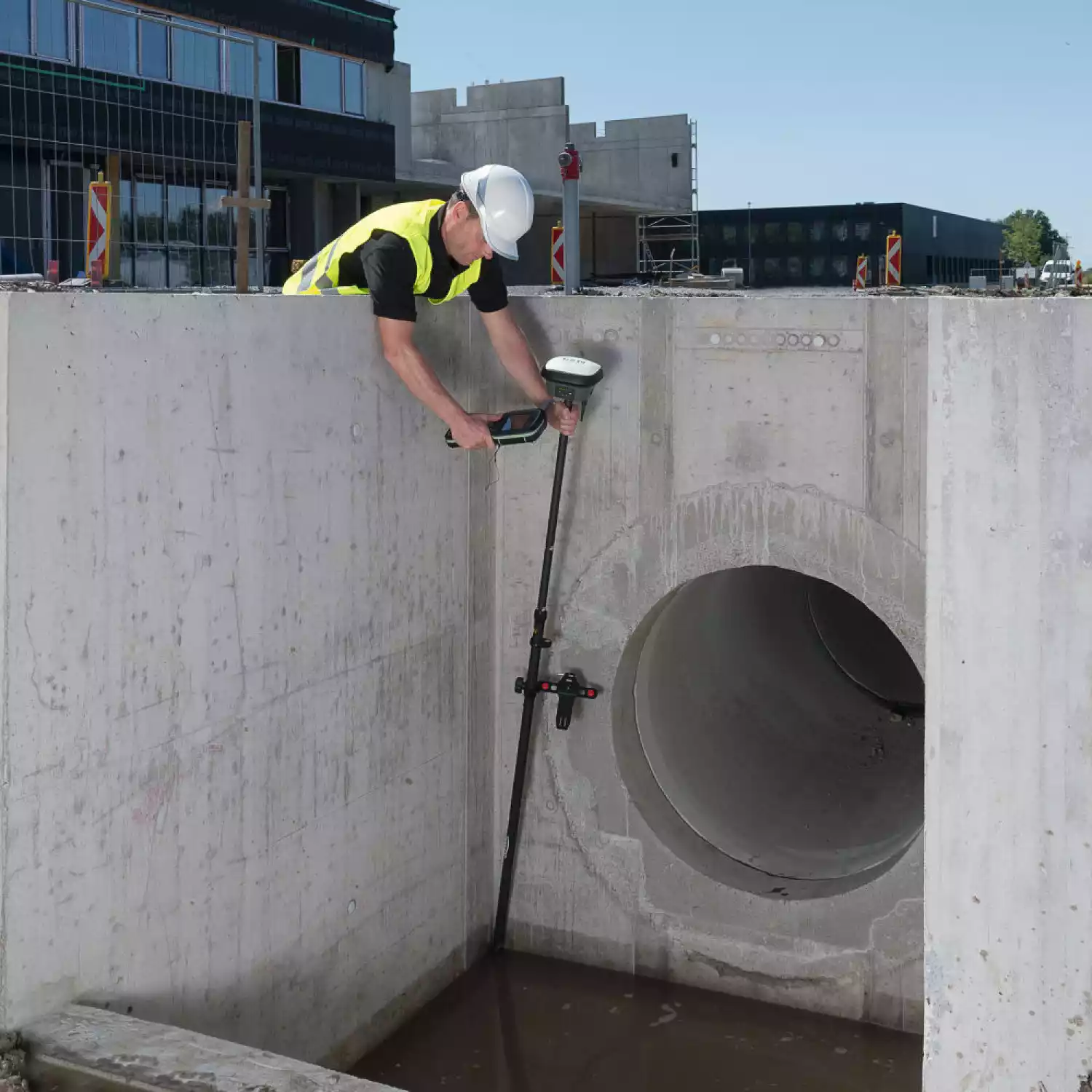 Комплект GNSS-приемника ровера Leica GS18 (GSM)+CS20 Disto - 6