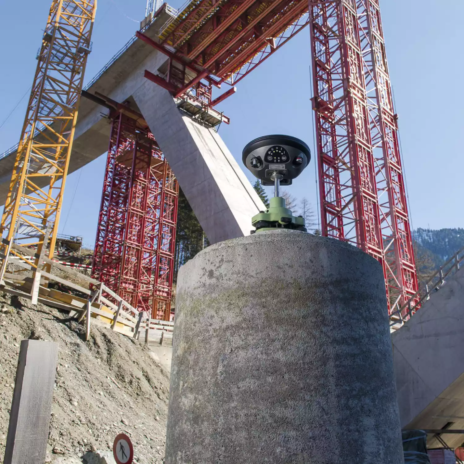 Комплект GNSS-приемника Leica GS16 GSM, Base - 10