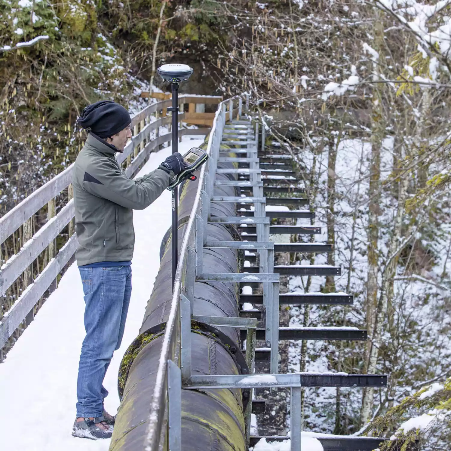 Комплект GNSS-приемника Leica GS16 GSM+Radio, Rover CS20 - 9