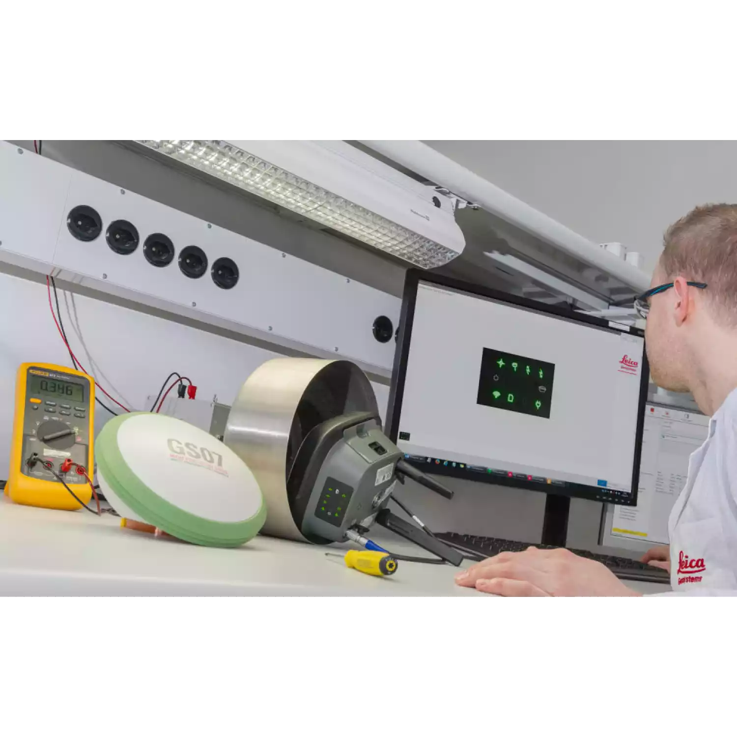 GNSS-приемник Leica GS07 GSM с контроллером Leica CS20 - 6