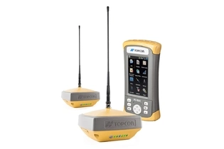 Комплект из двух приемников Topcon Hiper VR UHF/GSM и контроллера FC-500