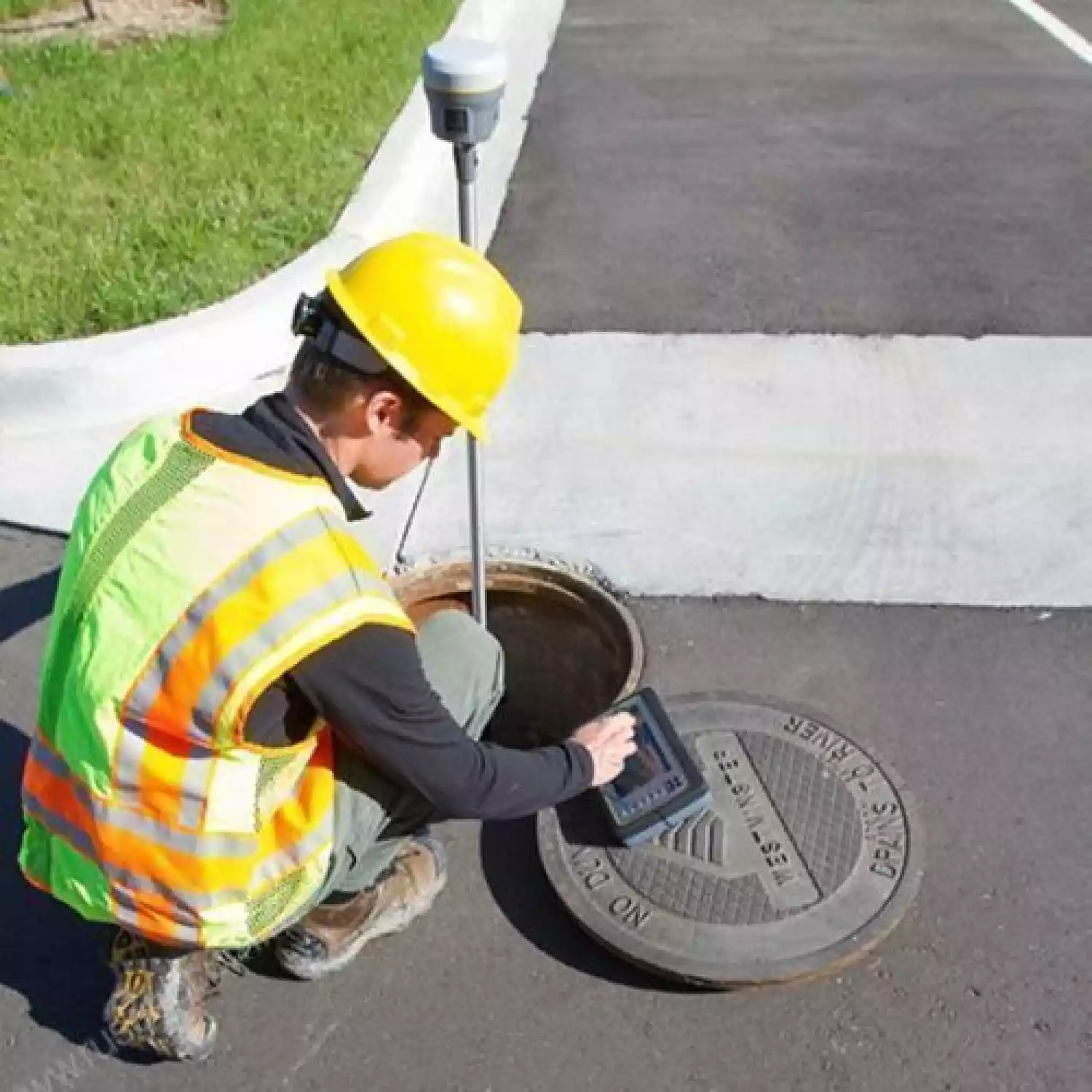 GNSS приёмник Trimble R10-2 UHF (1-мест. кейс) - 5