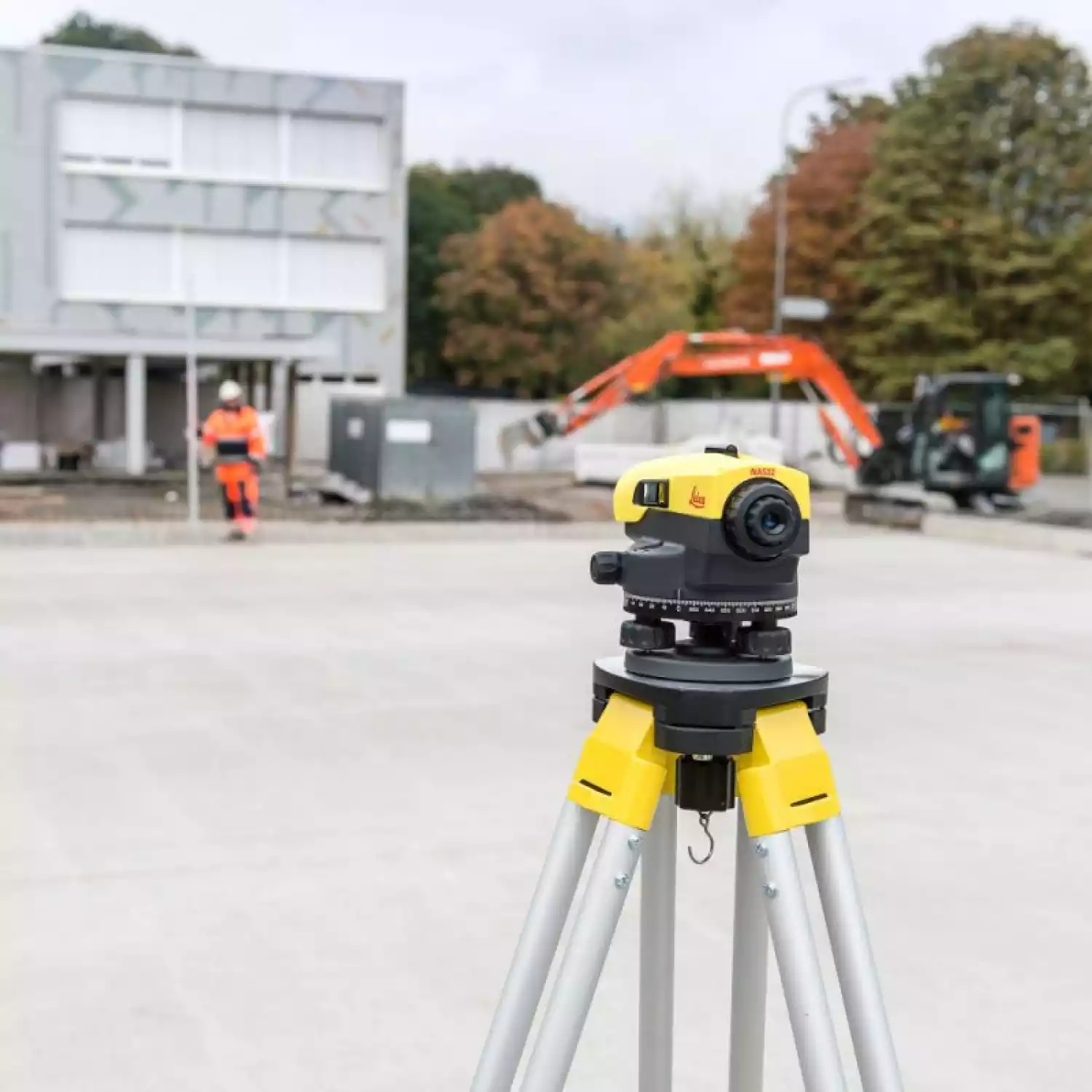 Оптический нивелир Leica NA 520 с поверкой - 3