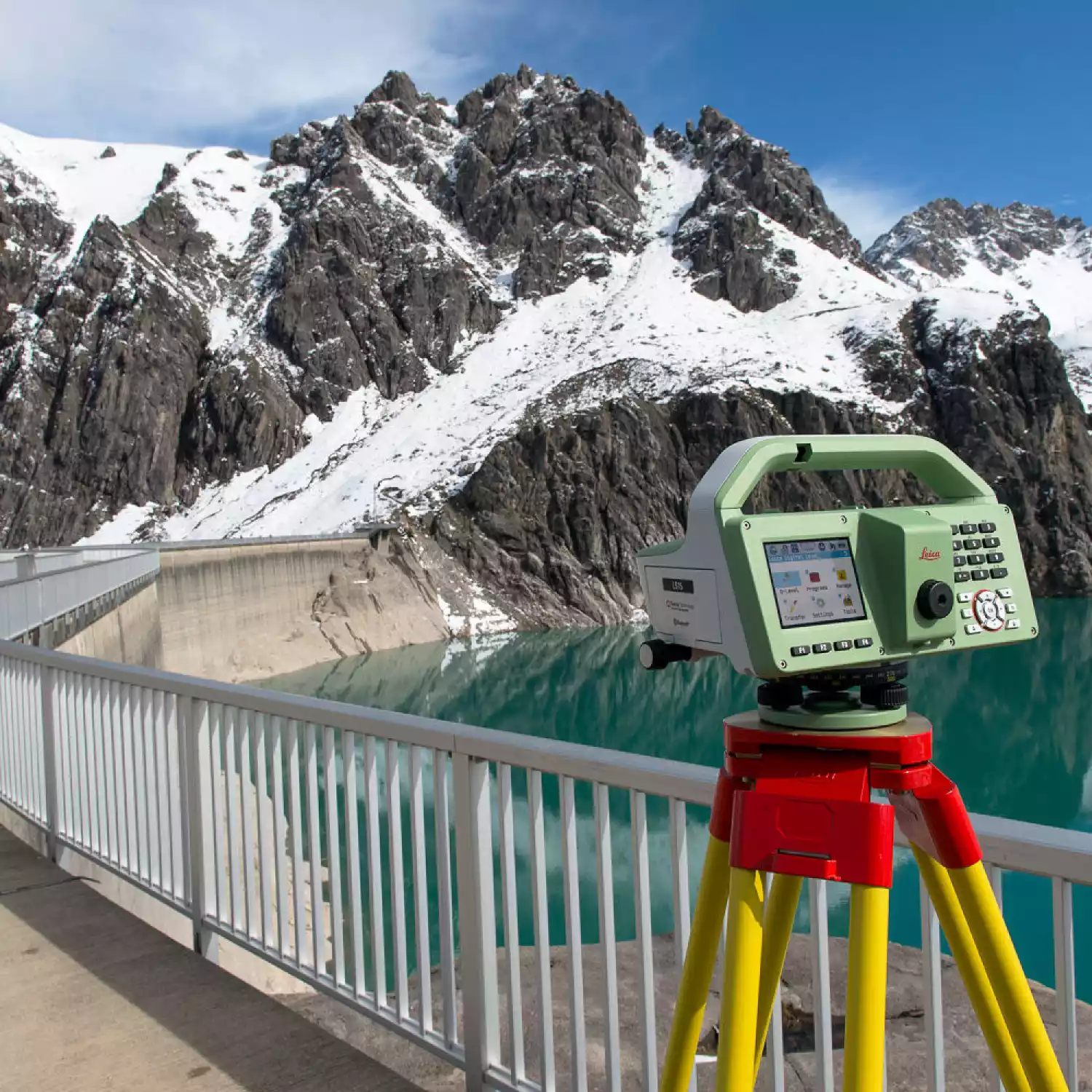 Цифровой нивелир Leica LS10 (0.3 мм) - 9