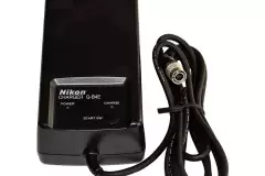 Зарядное устройство Nikon Q-B4E