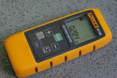 Лазерный дальномер Fluke 411D