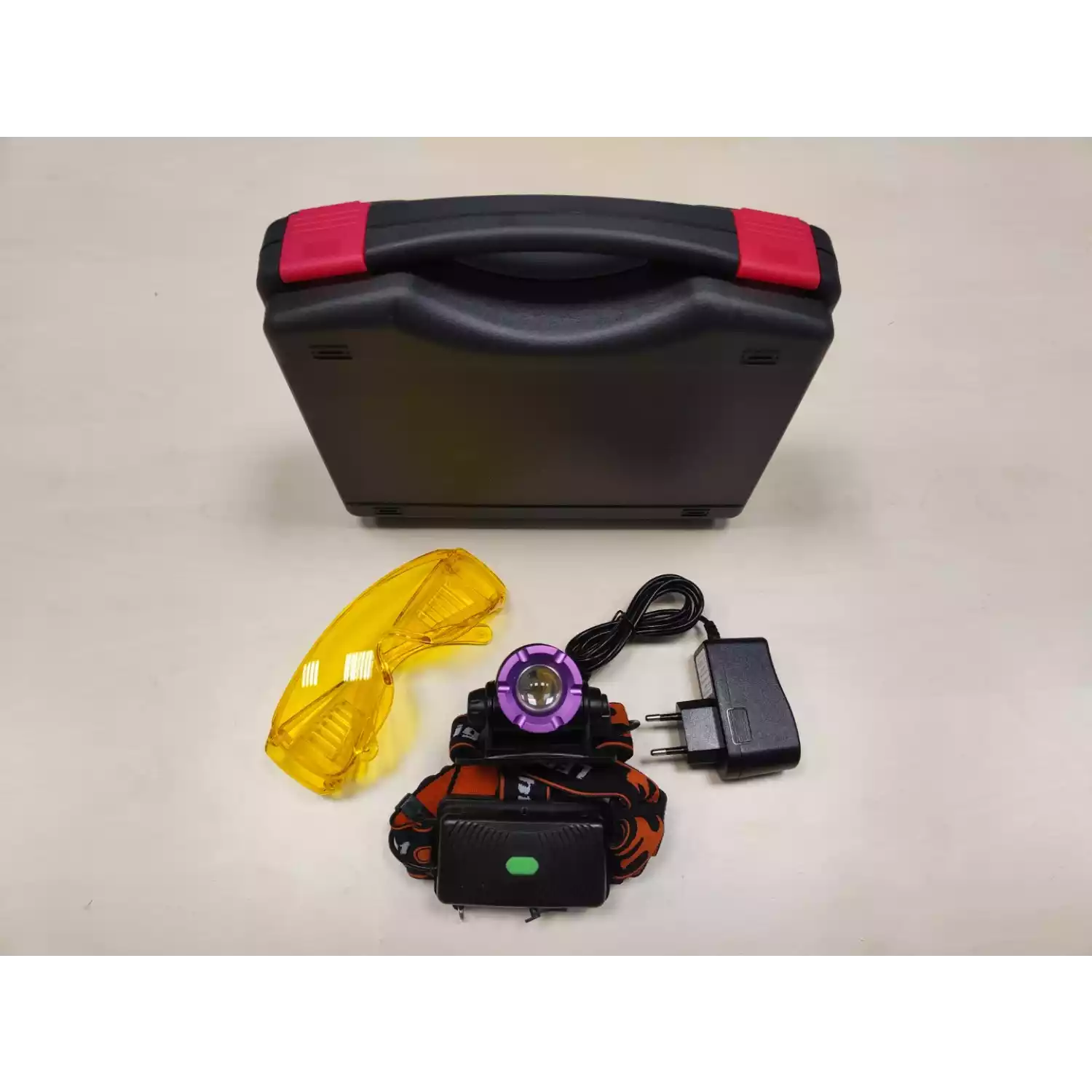 Ультрафиолетовый фонарь АВМ УФ 100НР - 3