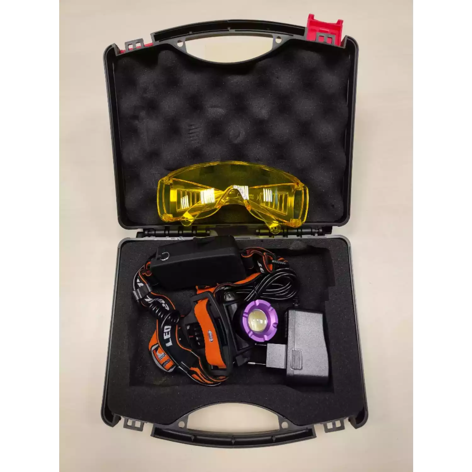 Ультрафиолетовый фонарь АВМ УФ 100НР - 1