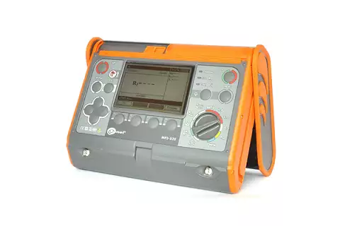 MPI-525 Измеритель параметров электробезопасности электроустановок