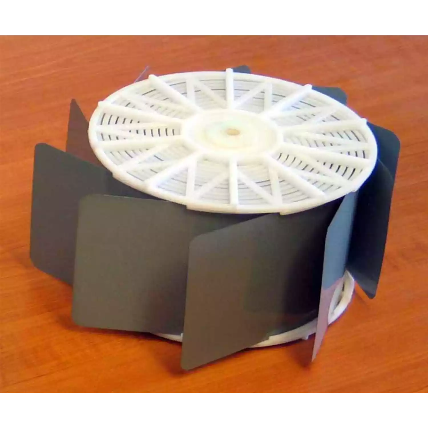 Катушки для обработки форматных R-пленок Экран-КУФ - 1