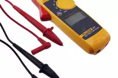 Токоизмерительные клещи Fluke 323