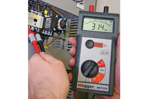 Мегаомметр MIT230