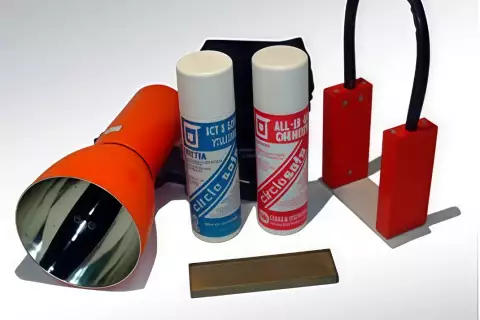 Комплект оборудования для магнитолюминесцентной дефектоскопии