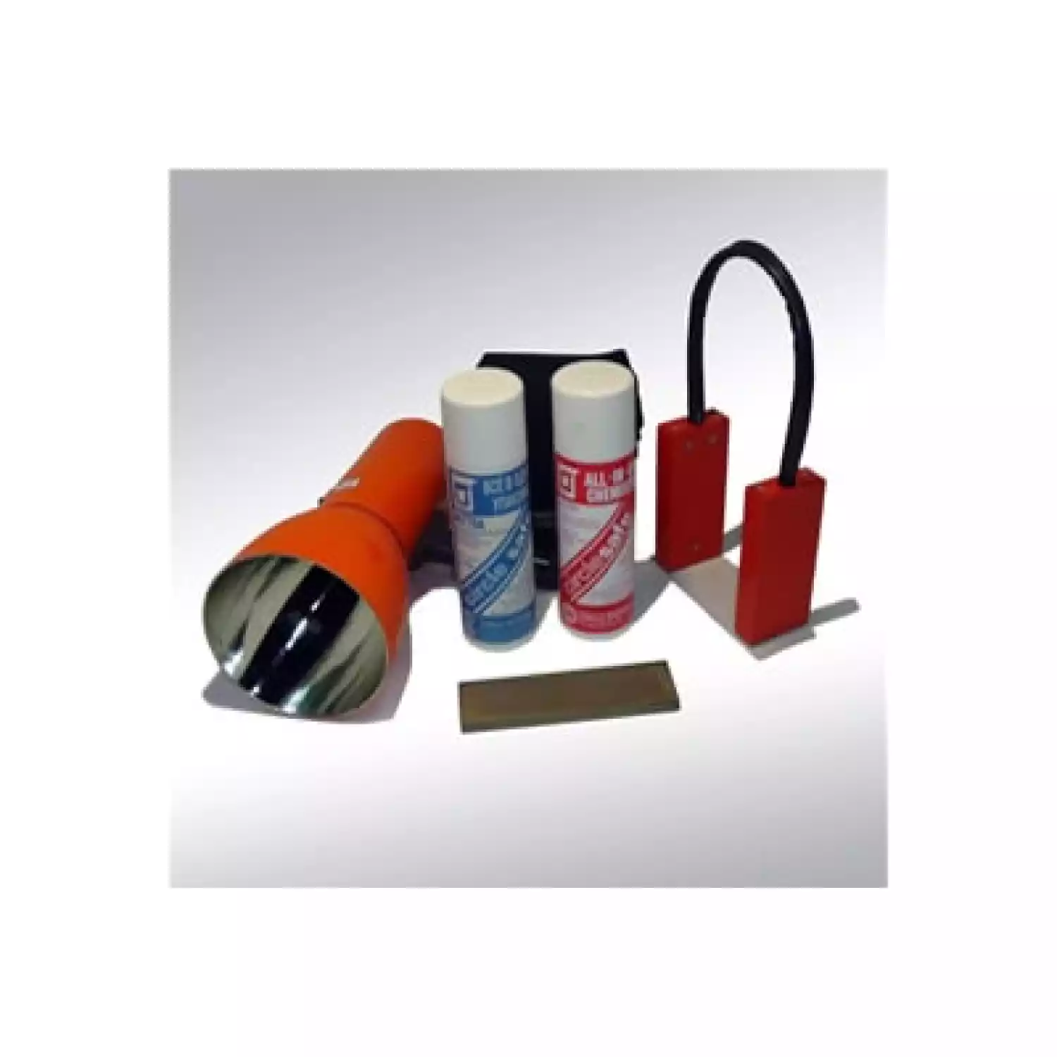 Комплект оборудования для магнитолюминесцентной дефектоскопии - 1