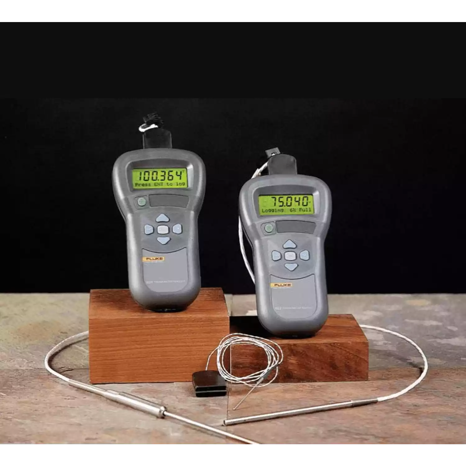 Ручной термометр Fluke 1522 - 3