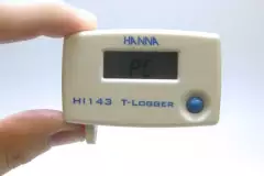 Термометр HI 143-10