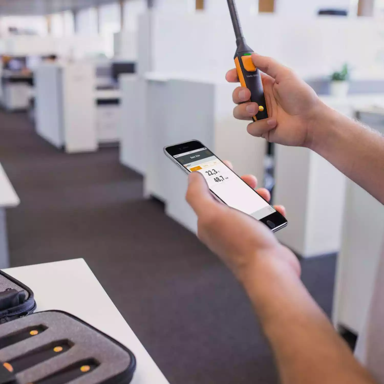 Testo 605i смарт-зонд — термогигрометр с Bluetooth, управляемый со смартфона/планшета - 5