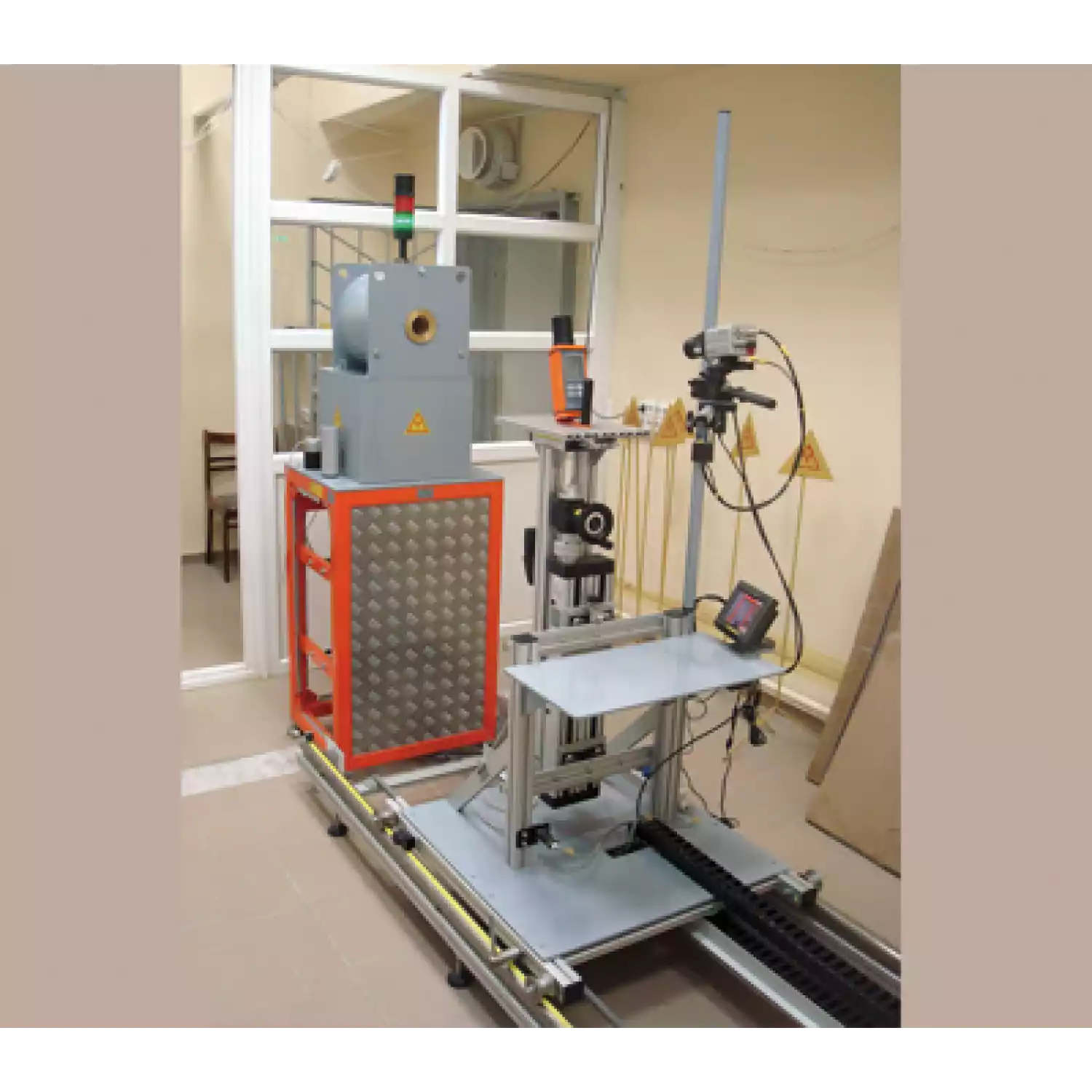 Дозиметрическая установка гамма-излучения УДГ-АТ110 - 1