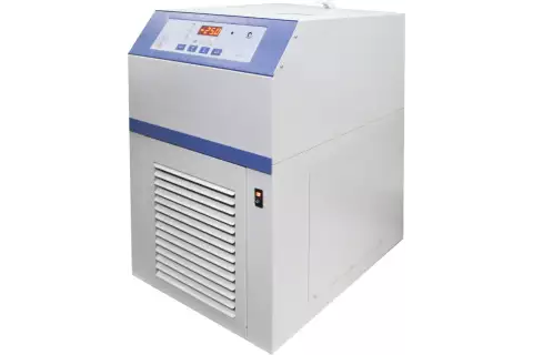 Криотермостат жидкостный проточный LOIP FT-600 (9,5 л; -25…+40 °С)