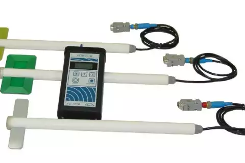 Измеритель напряженности поля малогабаритный ИПМ-101М