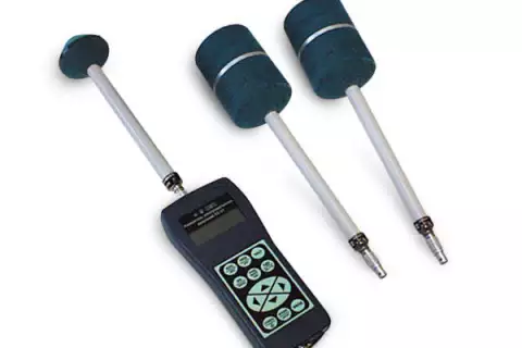 Измеритель уровней электромагнитных излучений П3-31