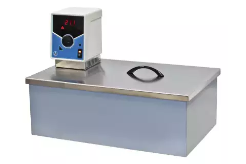 Термостат циркуляционный LOIP LT-117a (17 л; Т до +100 °С)