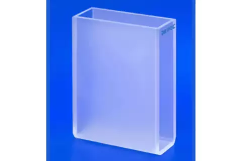 Кювета кварцевая 30 мм (220-1100 нм)