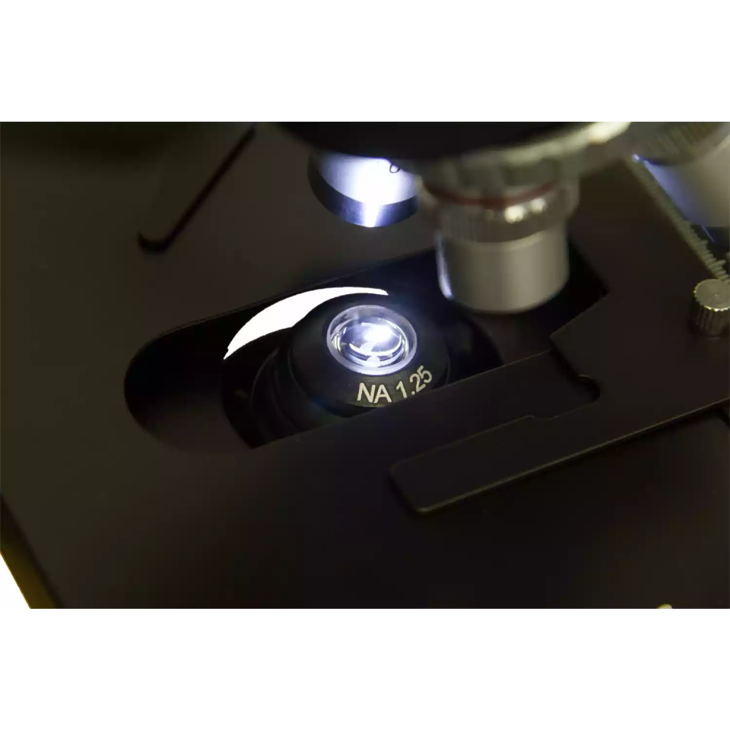 Микроскоп Levenhuk 700M, монокулярный - 11