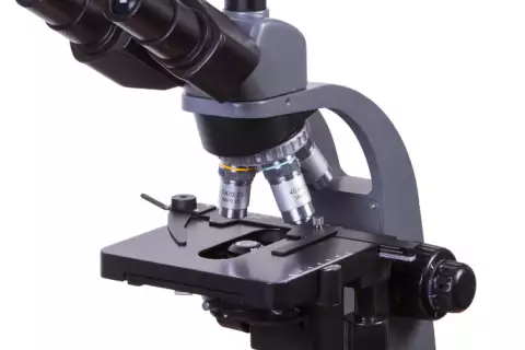 Микроскоп Levenhuk D740T