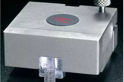 Высокоточное снятие материала Tripod