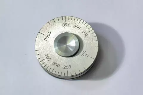 Колёсный толщиномер сырого слоя покрытий Триатест ЗАТ-ТД-1000