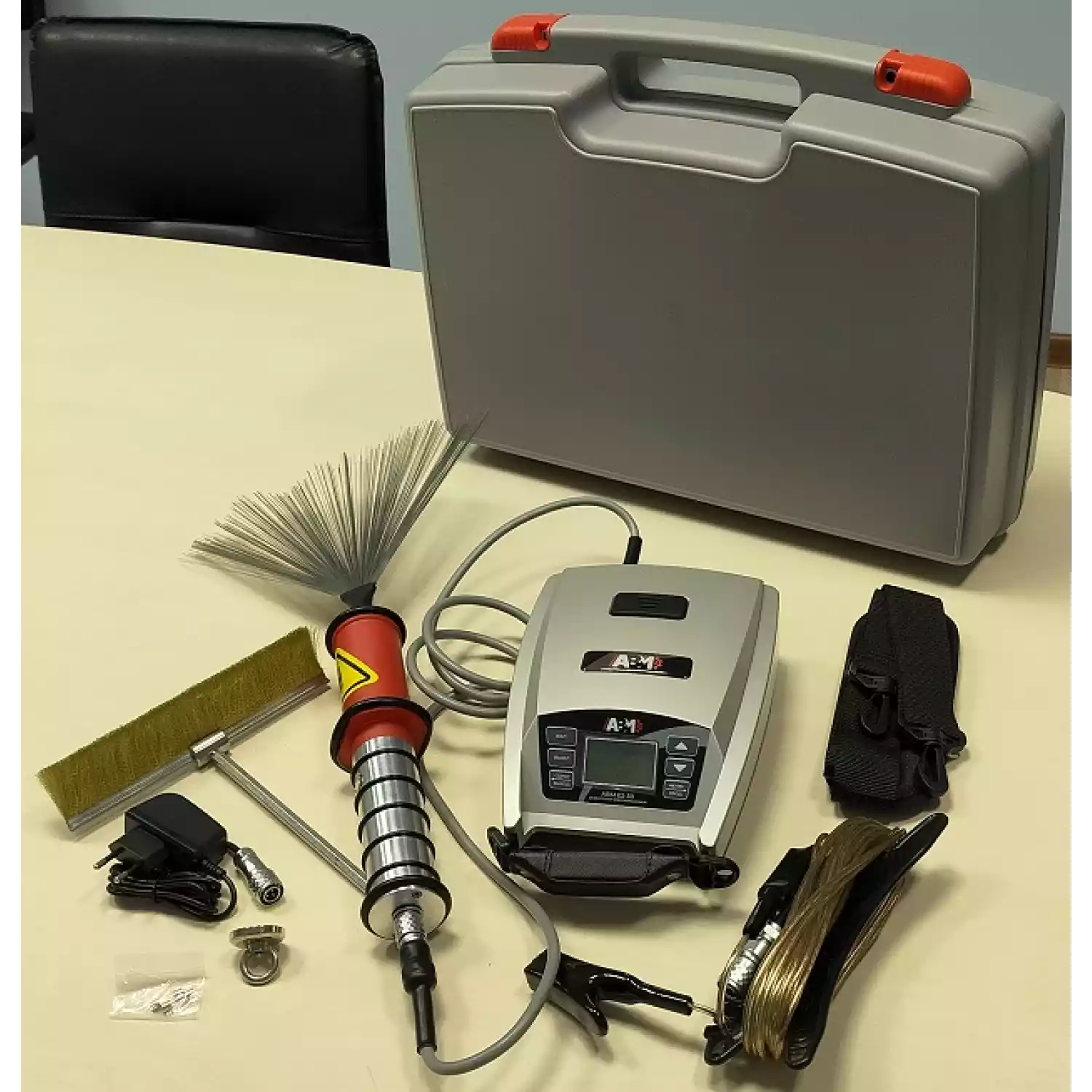 ЭЛЕКТРОИСКРОВОЙ ДЕФЕКТОСКОП АВМ Е2-30 - 4