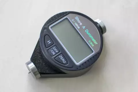 Твердомер Триатест Шор тип А цифровой с калибровкой