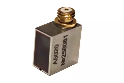 A5020R преобразователь субминиатюрный 5МГц