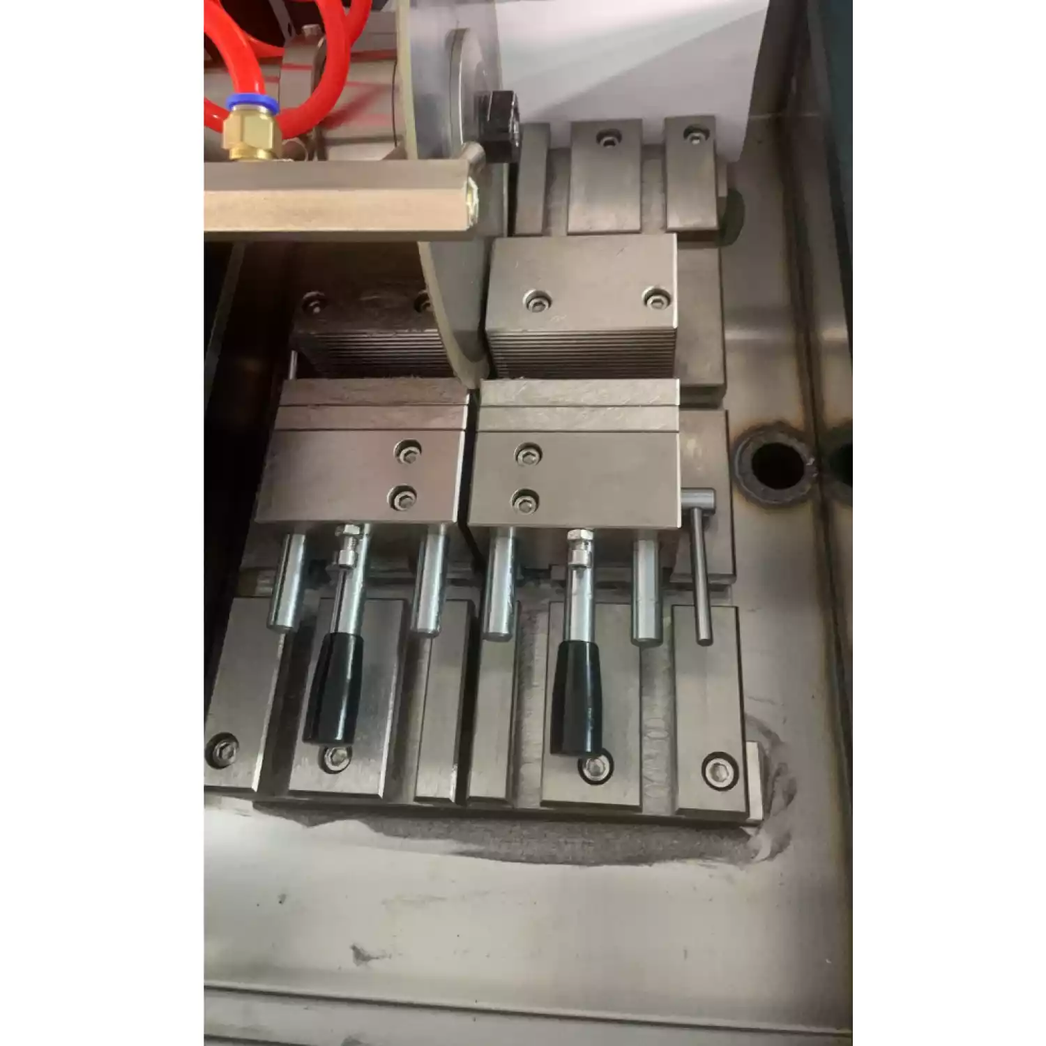 GS-500B В-7 Высокоскоростной прецизионный отрезной станок - 3