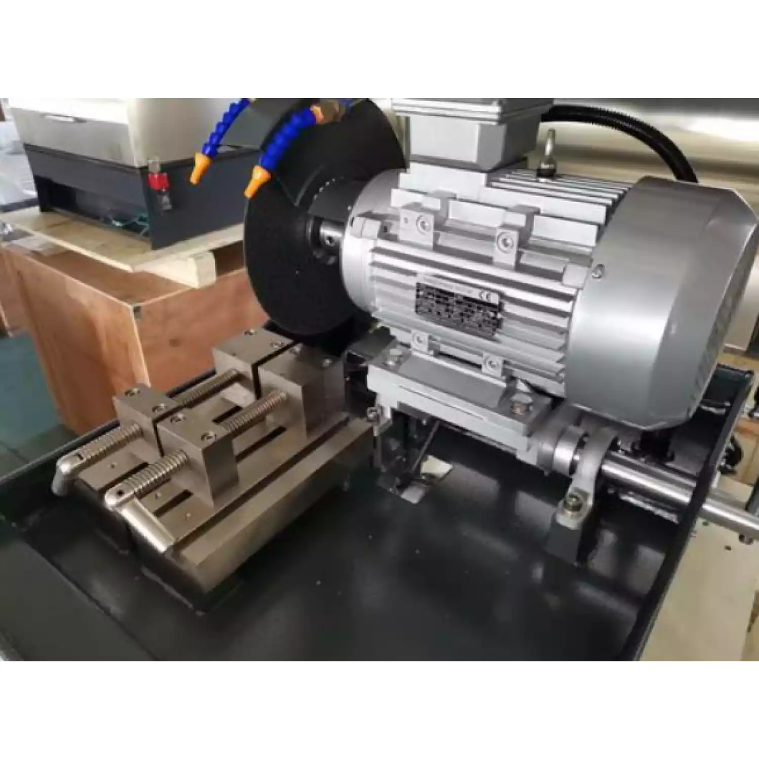 SQ-80 В-7 отрезной станок - 11