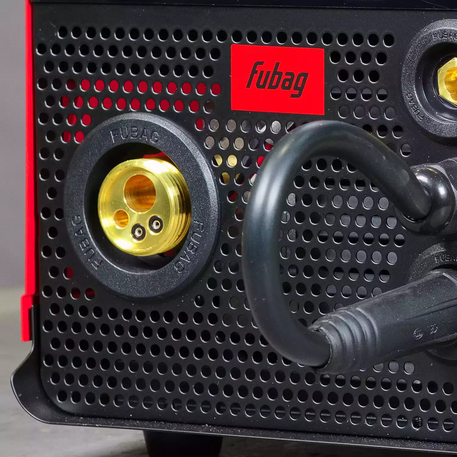 Сварочный полуавтомат FUBAG IRMIG 140 SYN LED с горелкой 150 А в комплекте - 16