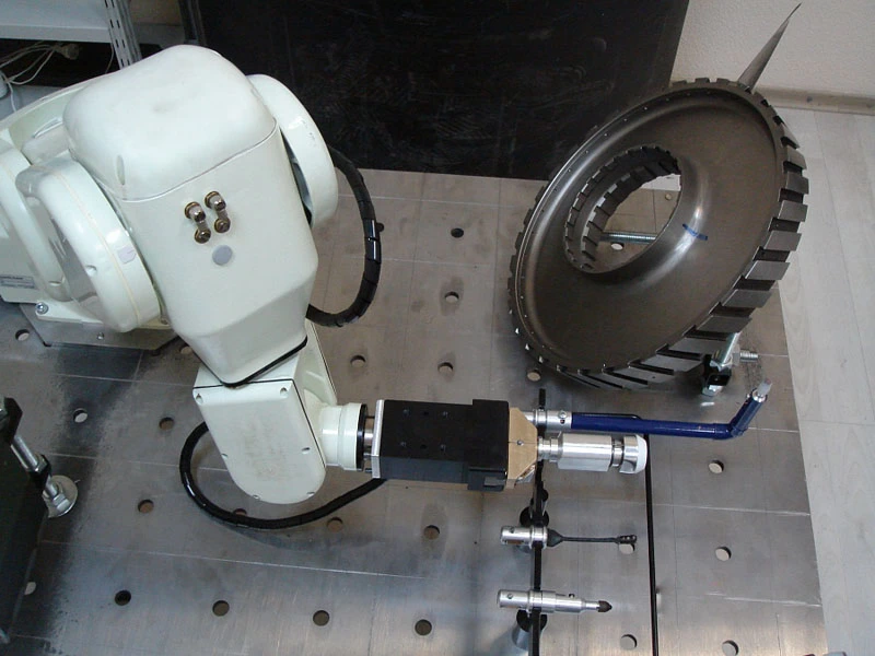 Роботизированная установка вихретокового контроля РОБОСКОП ВТ-3000 - 2