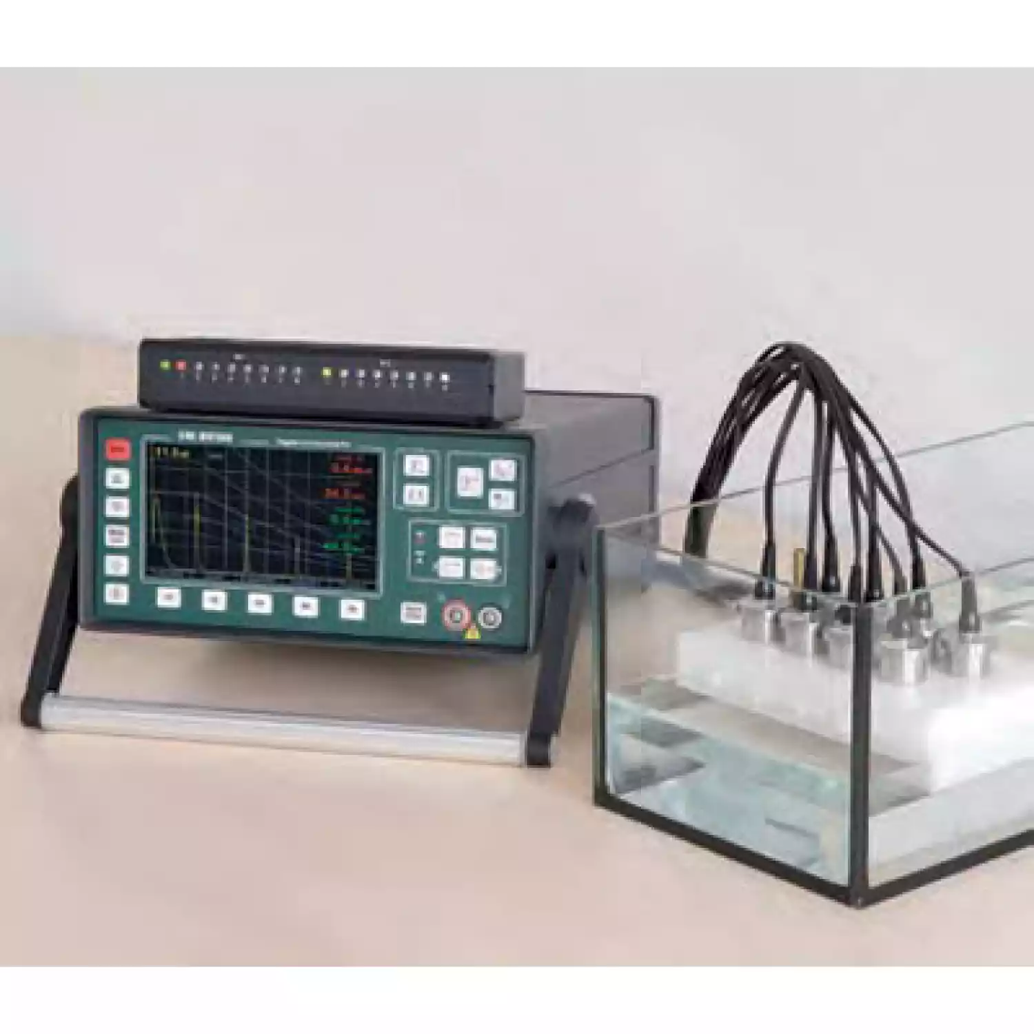 Мультиплексный цифровой ультразвуковой 8-канальный дефектоскоп ECHOGRAPH 1094 - 3
