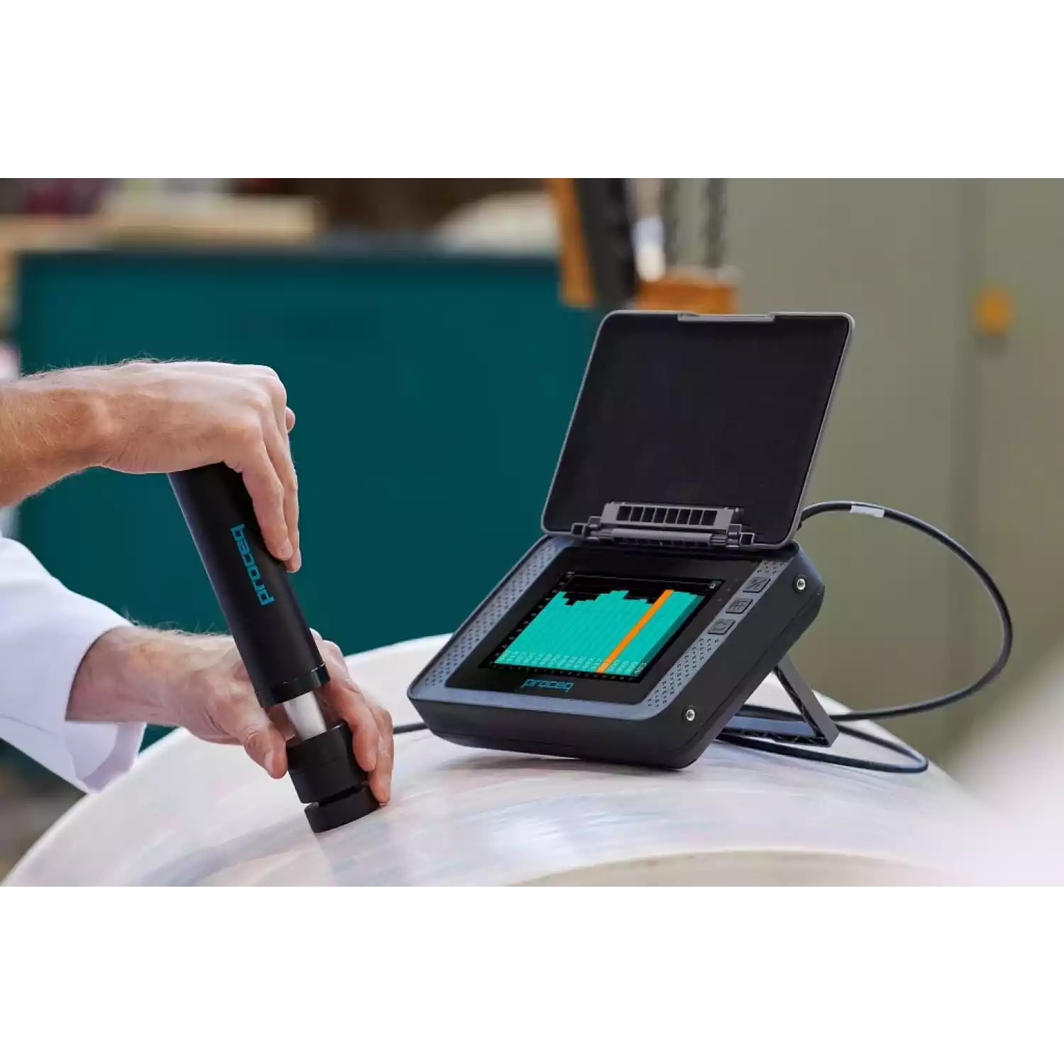 Твердомер Equotip 550 Leeb U - 2