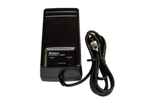 Зарядное устройство Nikon Q-B4E