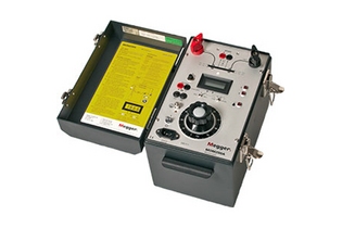 Микроомметр MOM200A