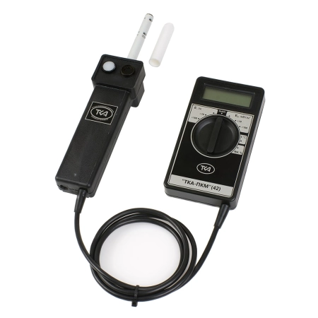 Люксметр + УФ-Радиометр + Измеритель температуры и влажности ТКА-ПКМ 42