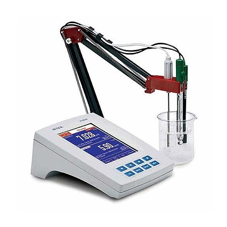 pH-метр / ОВП-метр / кондуктометр / вольтметр / солемер / термометр HI 4521