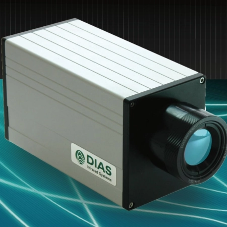 Инфракрасная линейная камера PYROLINE 256 с защитой